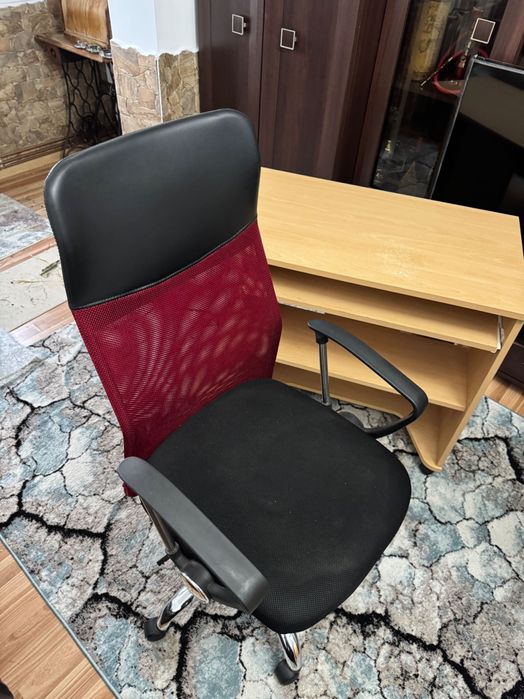 Birou + scaun în stare bună
