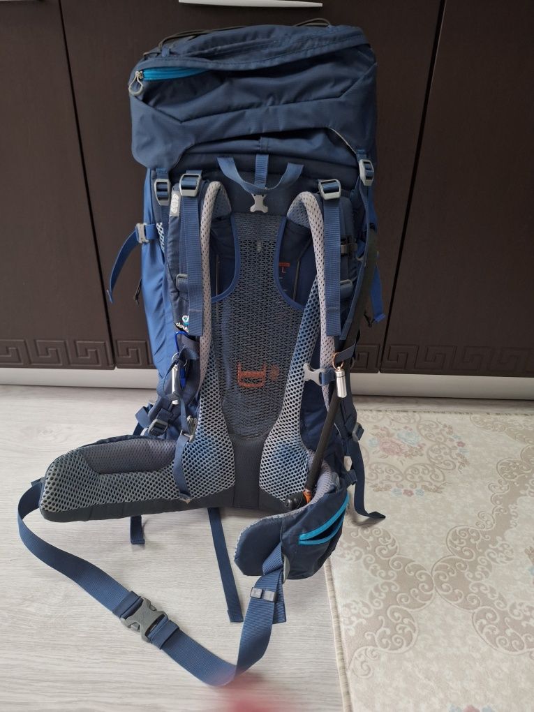 Раница Deuter Futura Vario 50+10