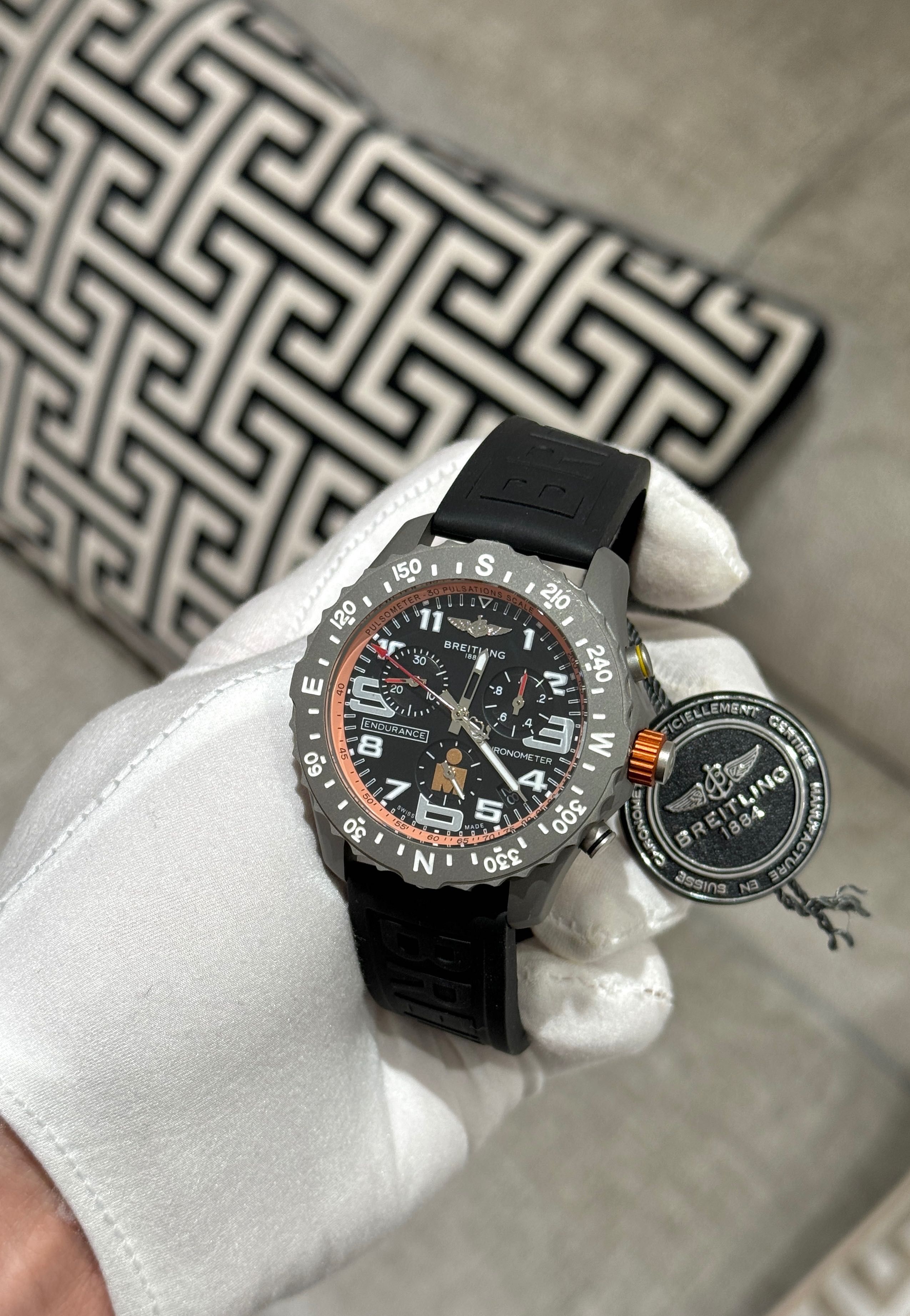 Breitling Endurance PRO Grey-Black