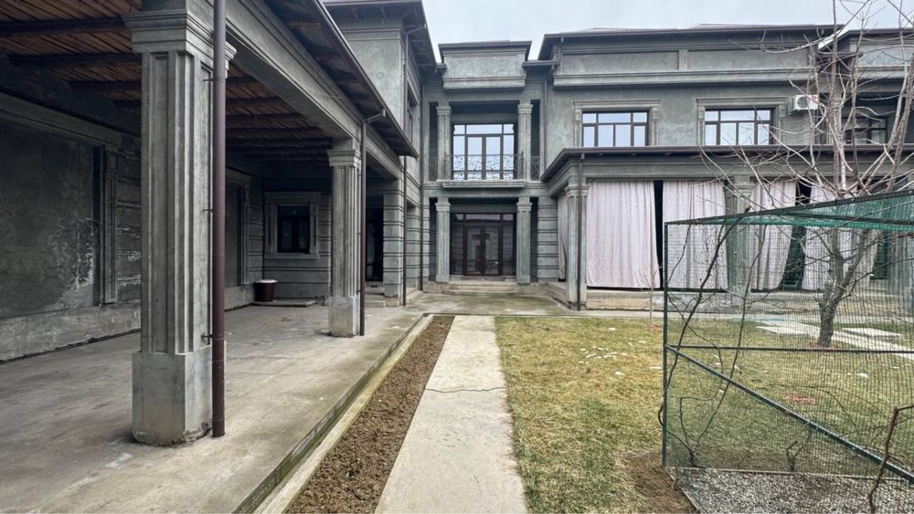 Ибн Сино, Мечеть Карима, 5 соток