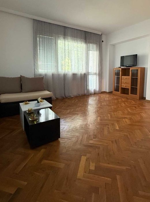 Дава се под наем Четиристаен апартамент в Варна, Чайка - 100 кв.м за 586.5 € - Снимка #1