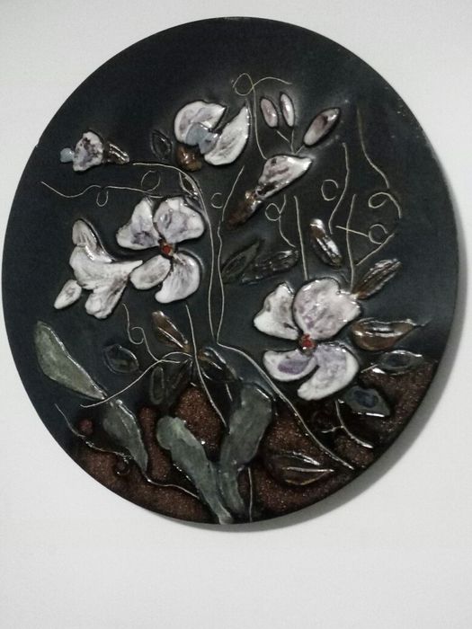 Aplica   de perete ,  bazorelief  diametru  de 28cm , decor deosebit