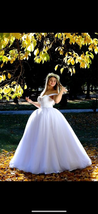 Rochie Mireasa stil printesa !