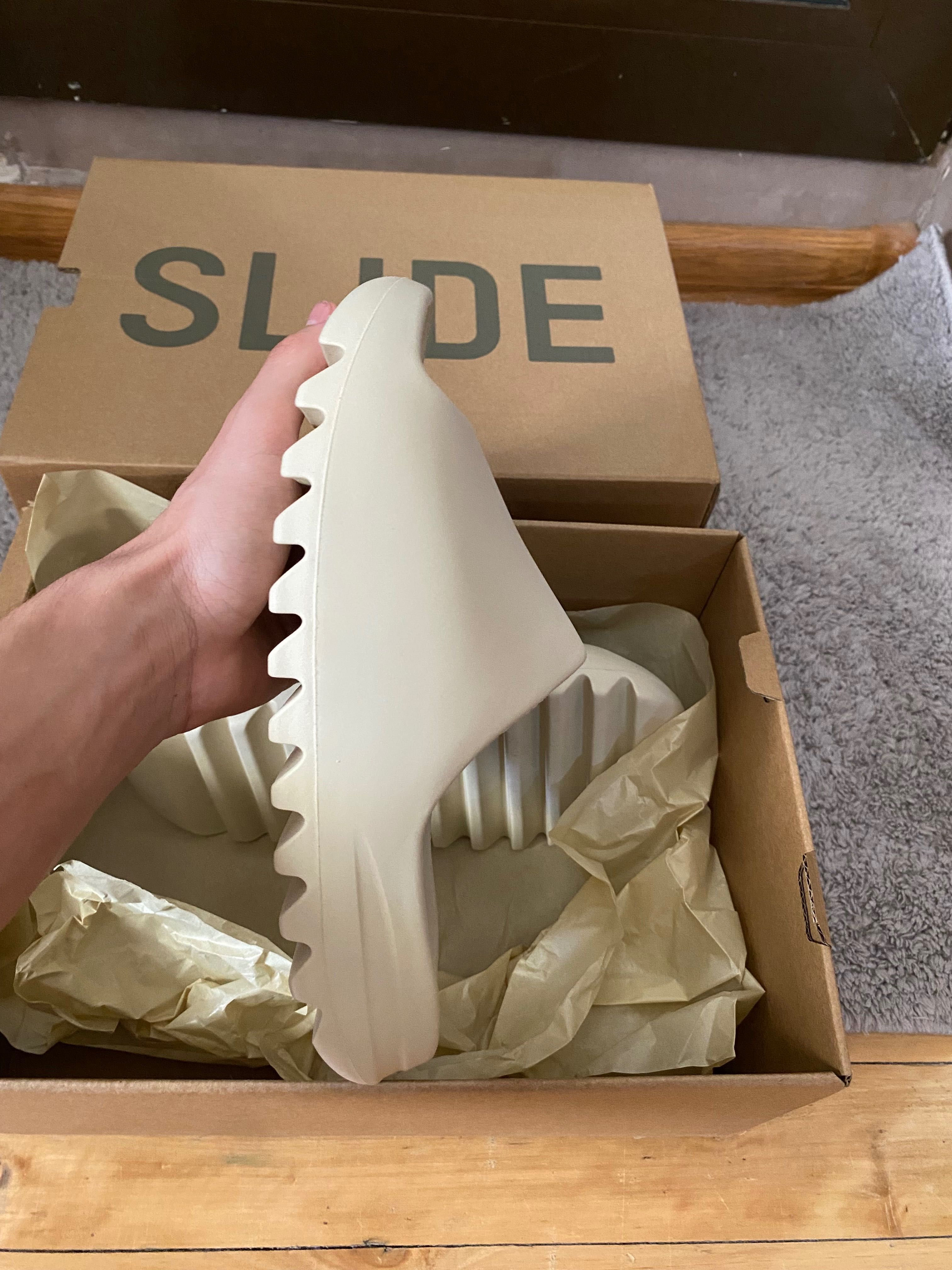 Чехли Yeezy slides
