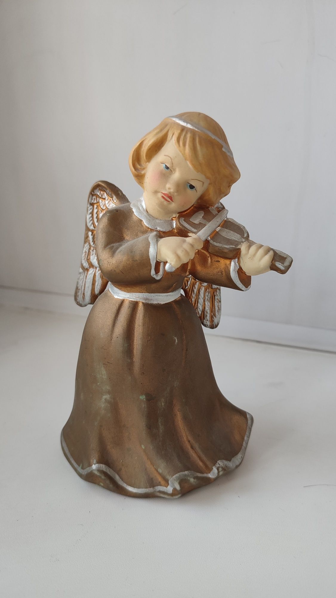 Статуэтка ангел со скрипкой