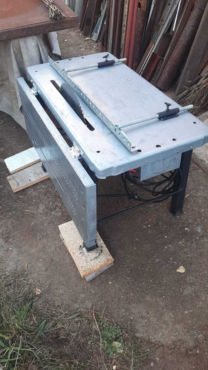 Продам пилу циркулярную бытовую