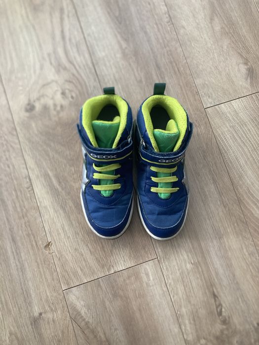 Високи кецове Geox светещи