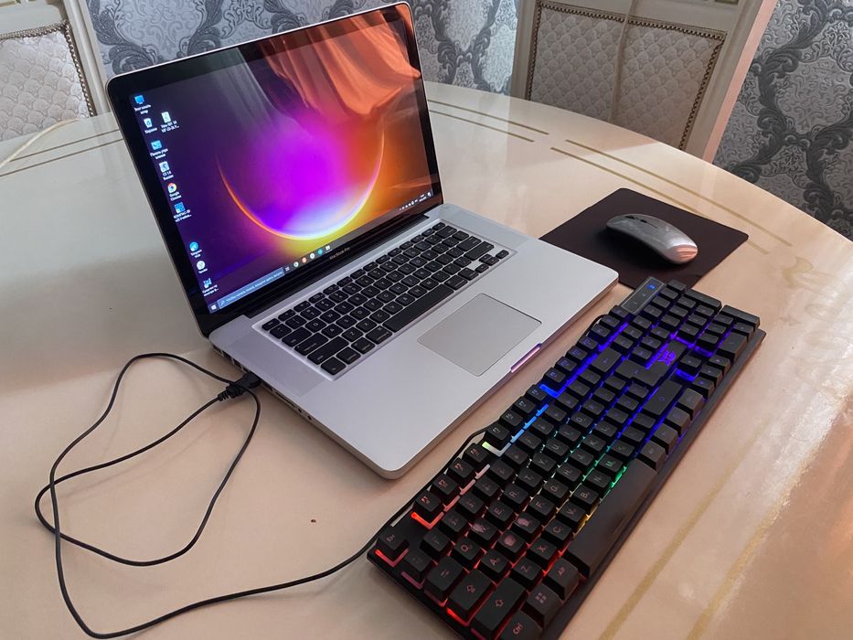 Макбук ,для работы с WORD и Ютуб и т.д,2017