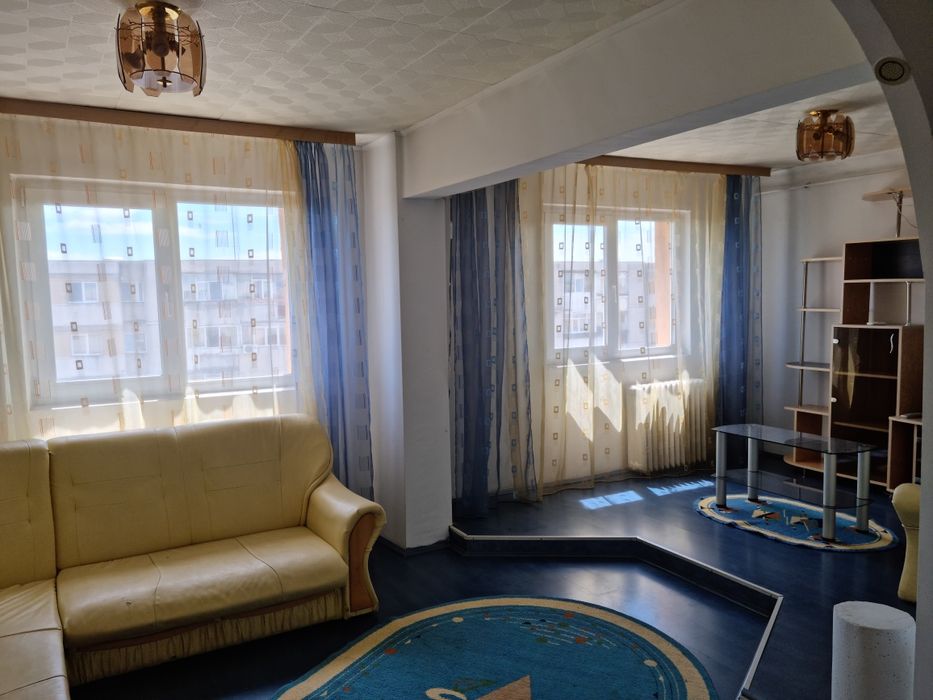 Vand apartament 4 camere Bdul N Balcescu