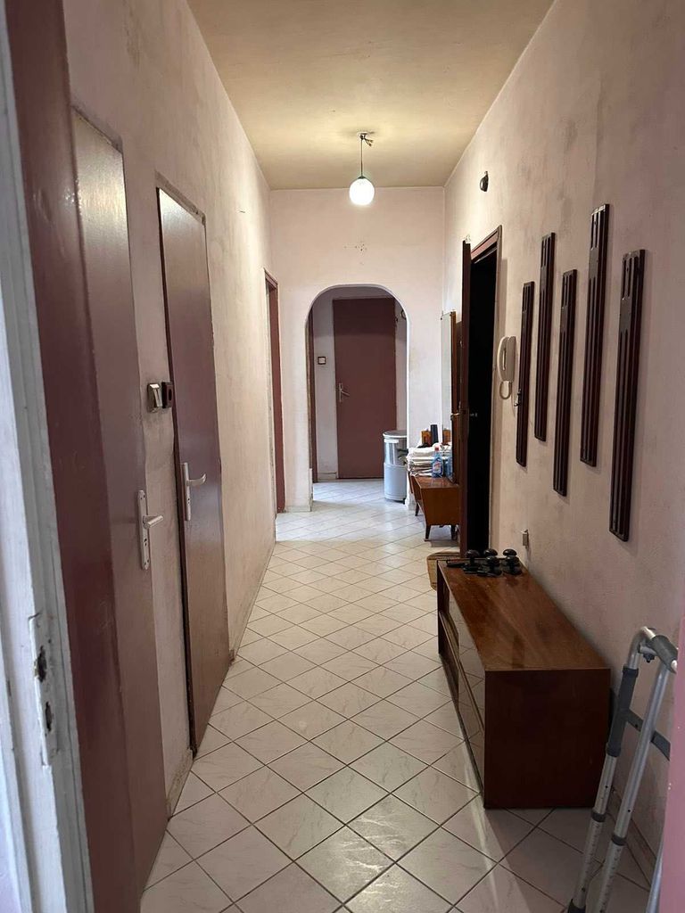 Продава се Тристаен апартамент в Варна, Трошево - 69 кв.м за 1580 €/кв.м - Снимка #9