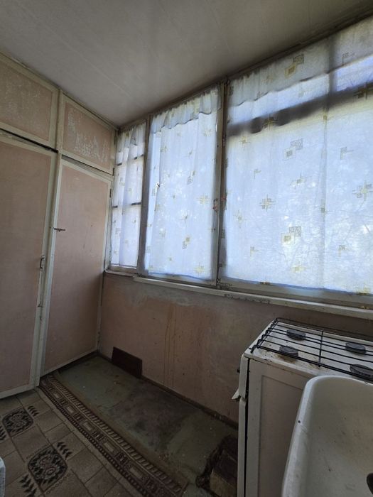 Продаю 2/2/4 м феруза