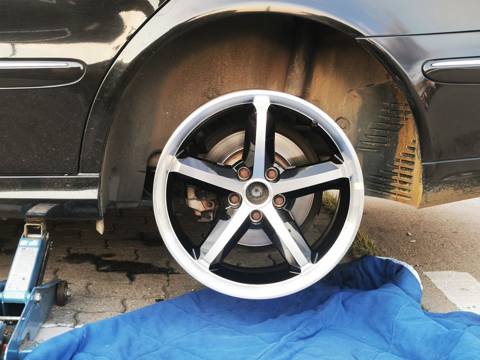 Set 5 jante aliaj  R18 5x114 sau 5x112 Et 24 produs nou Made în USA