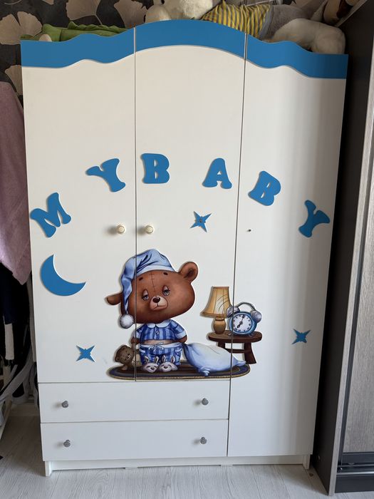 Продаётся детский шкаф и кровать
