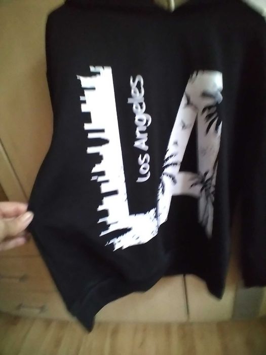 Нов суичър за тинейджар