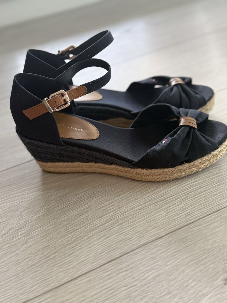 Sandale femei Tommy Hilfiger 39