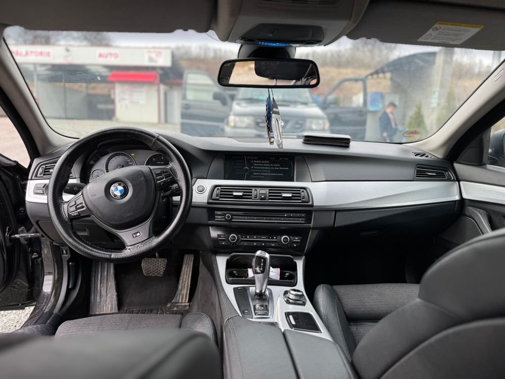 Vand sau schimb Bmw f10 anul 2012 2.0 tdi  184cp 220000km