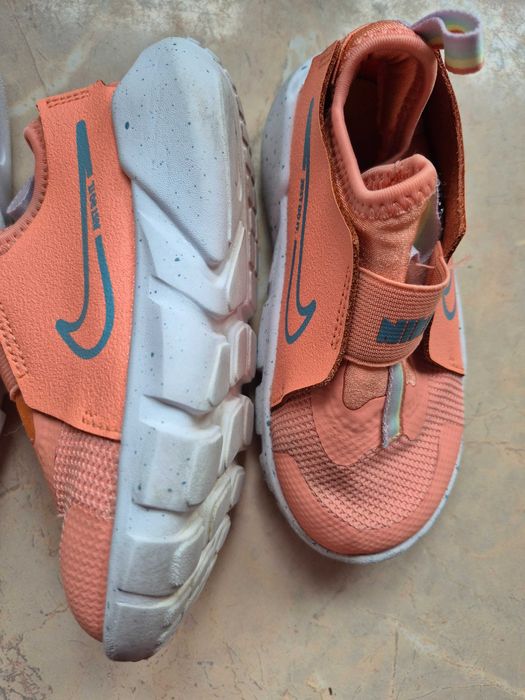 Adidasi Nike copii