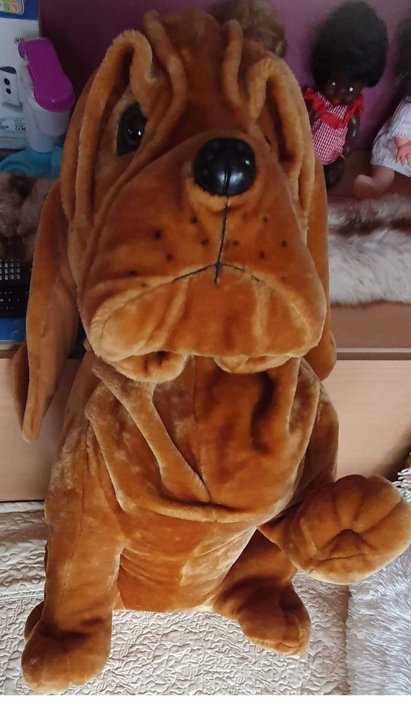 Голяма плюшена играчка куче 80см