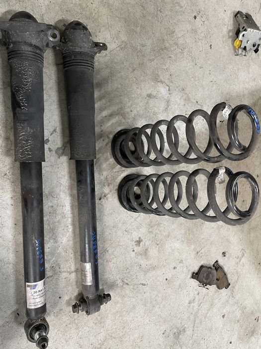 Set amortizoare arcuri amortizor arc spate VW Passat b8 superb 3