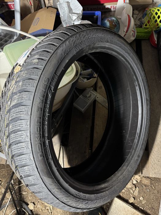 Vand anvelopa Nokian Snowproof 2 235 45 R20