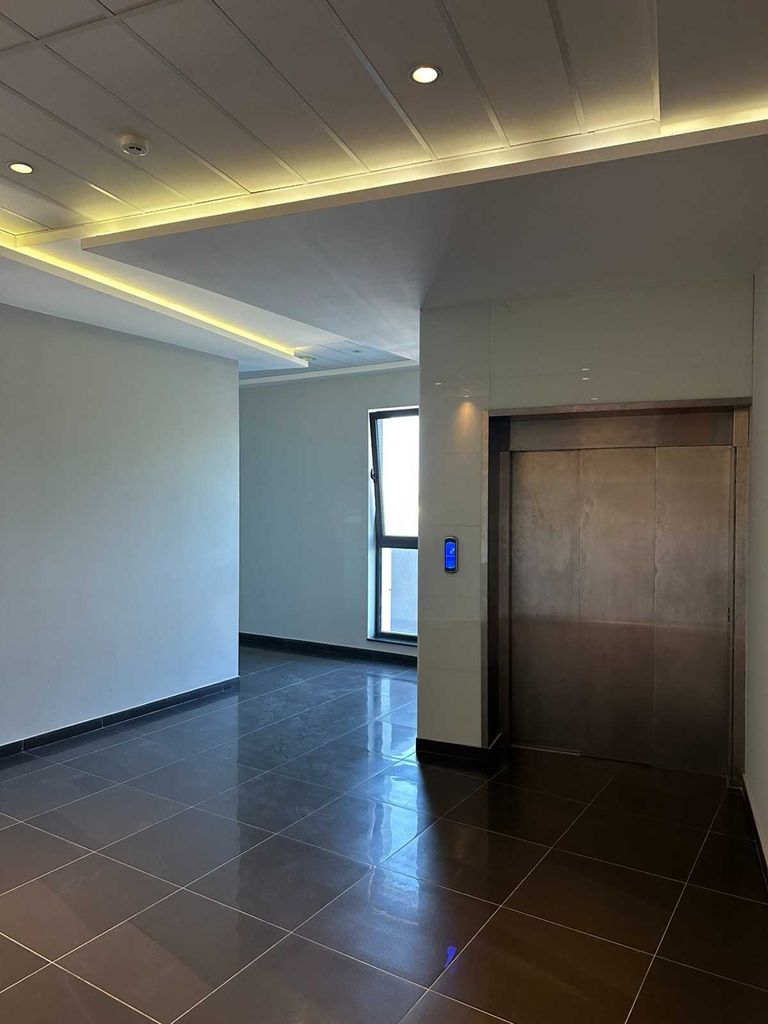 Дава се под наем Офис в Пловдив, Индустриална зона - Север - 250 кв.м за 1275 € - Снимка #8