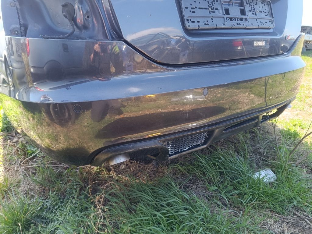 Bara spate Audi A6 C6 berlina evacuare dubla