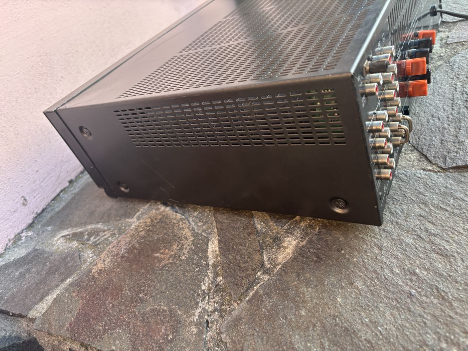 Tablou amplificator Technics SU-V8X