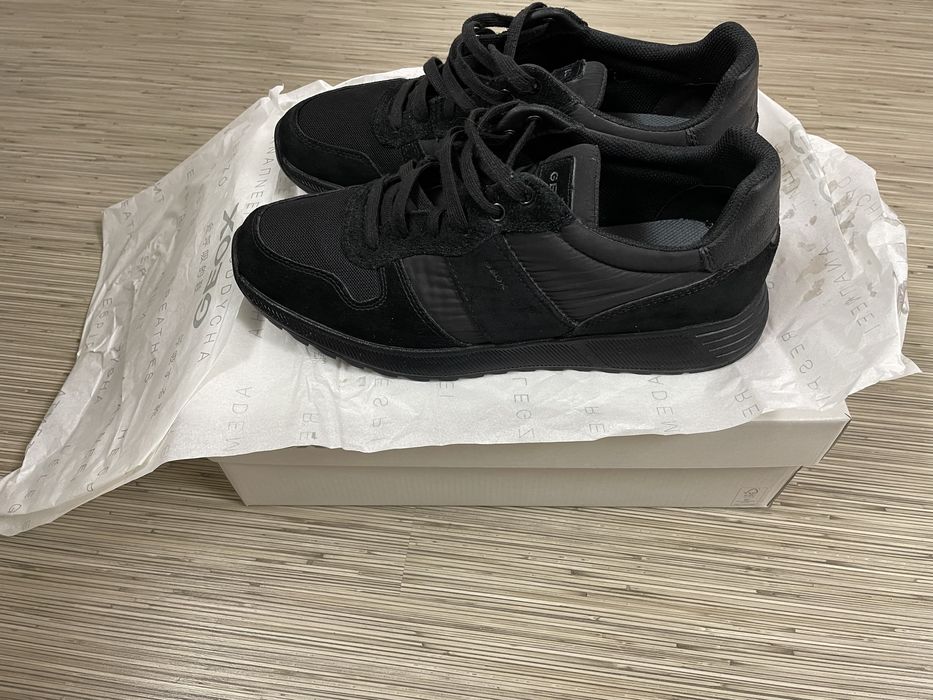 Geox barbati marimea 44