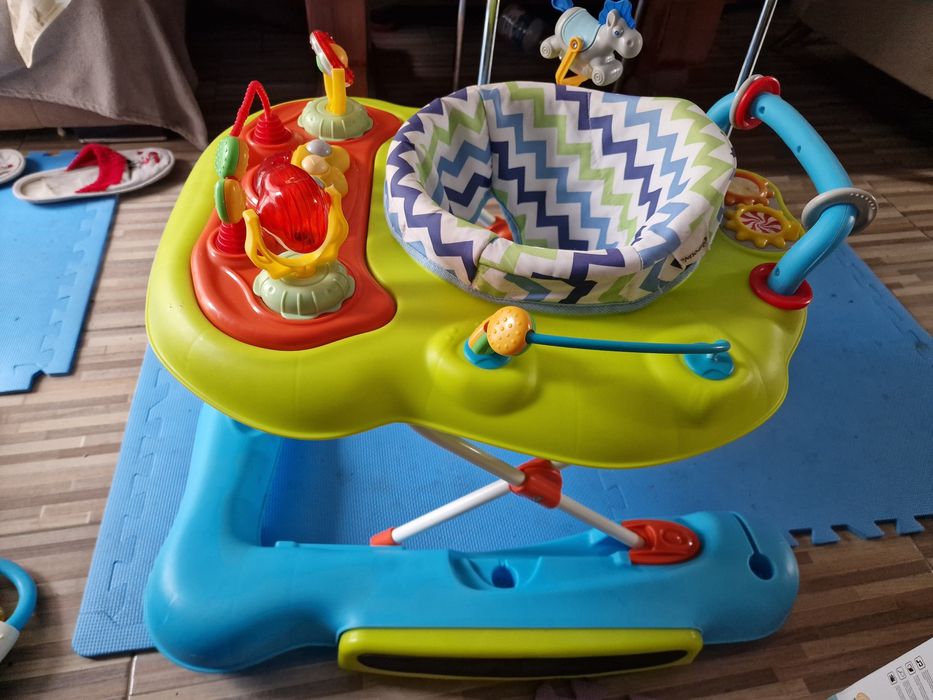 Проходилка Chipolino