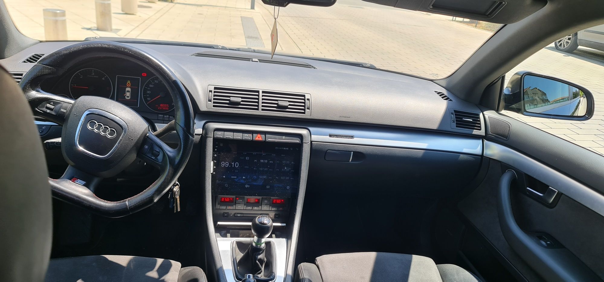 Audi A4 Quattro 2.0 TDI