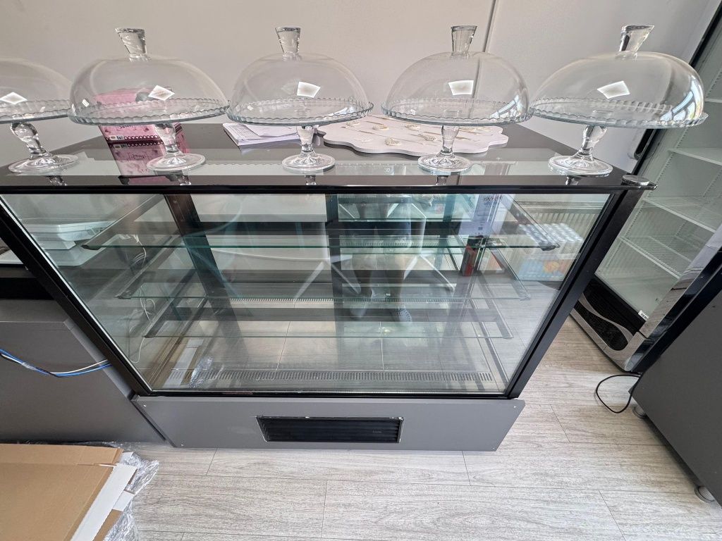 Vitrine frigorifice  cofetarie- 2 buc.