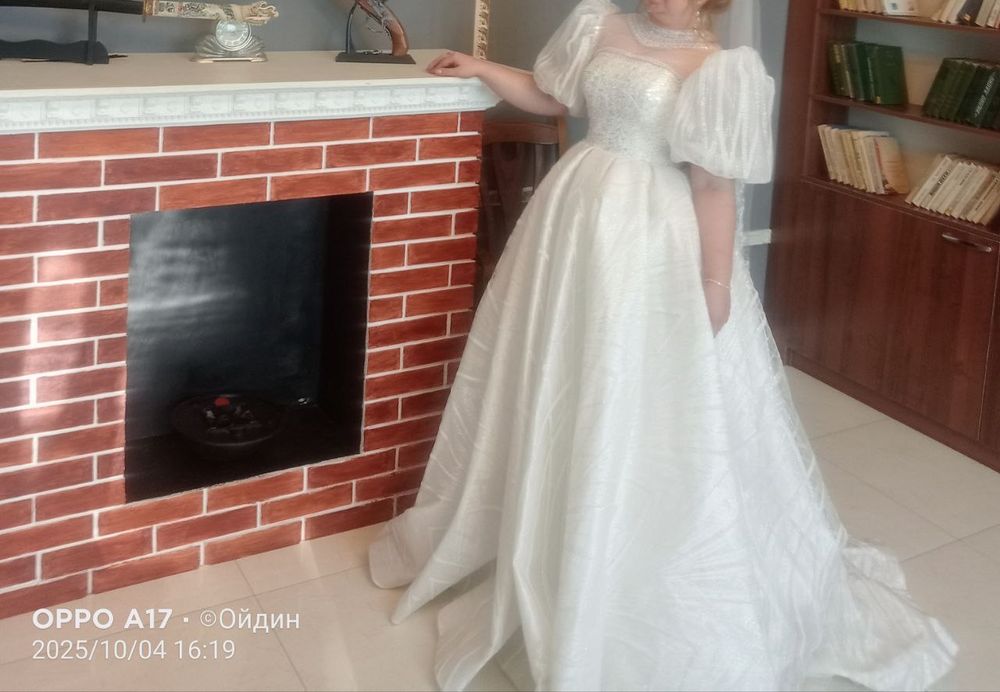 Свадебный платье