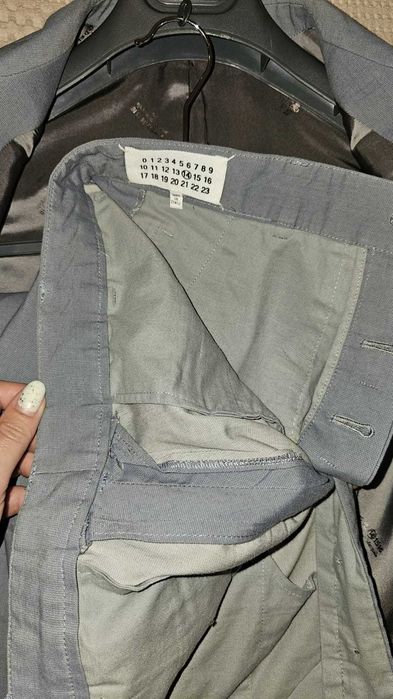 Vând costum bărbătesc marca Maison Margiela Paris din colecția Line 14