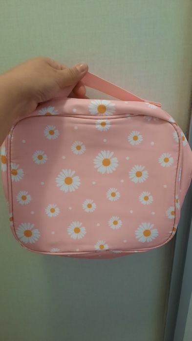 Нова ученическа раница