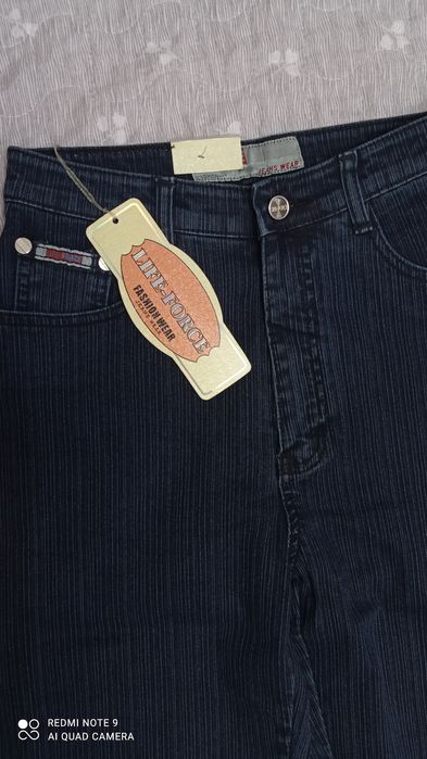 Новые джинсы стрейч 29 размер