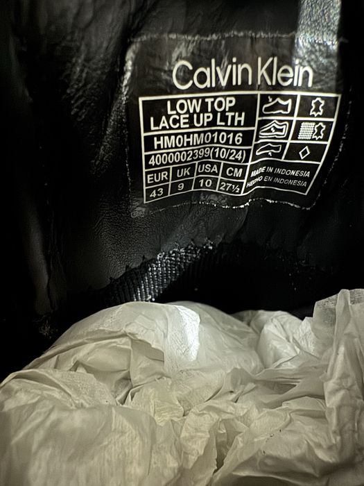 Calvin Klein обувки
