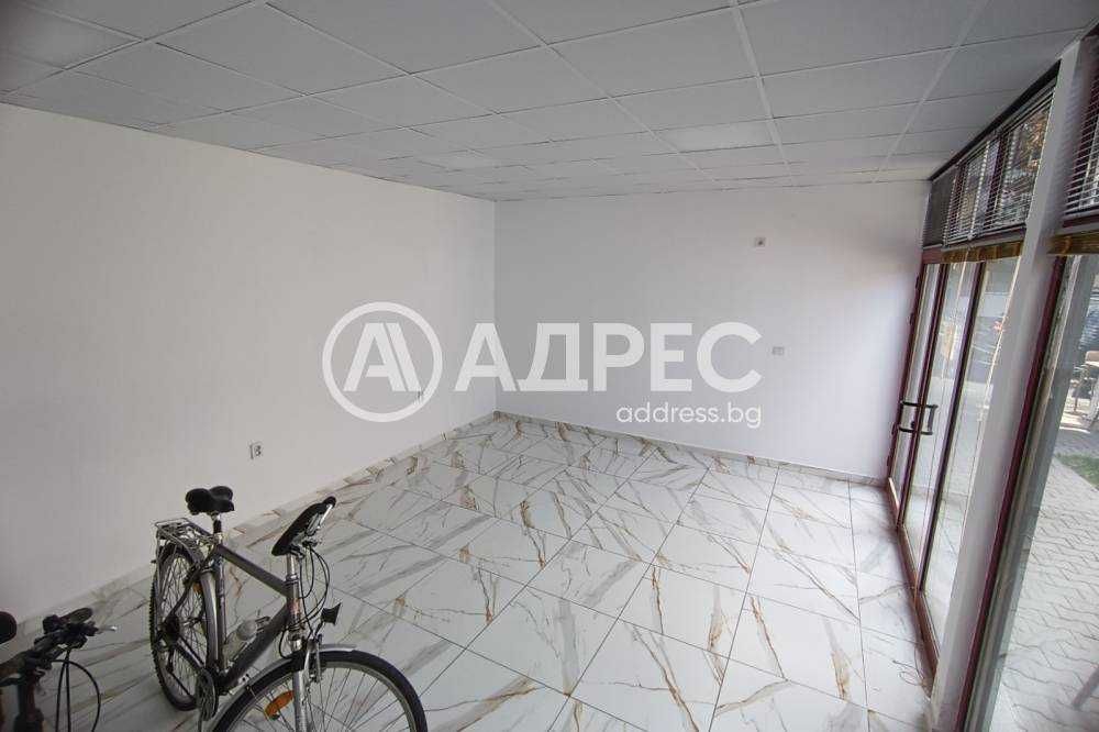 Mагазин на кооперативния пазар в гр. Разград