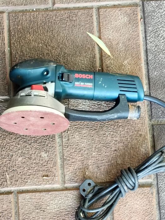 Șlefuitor cu excentric BOSCH GEX 150 Profesional