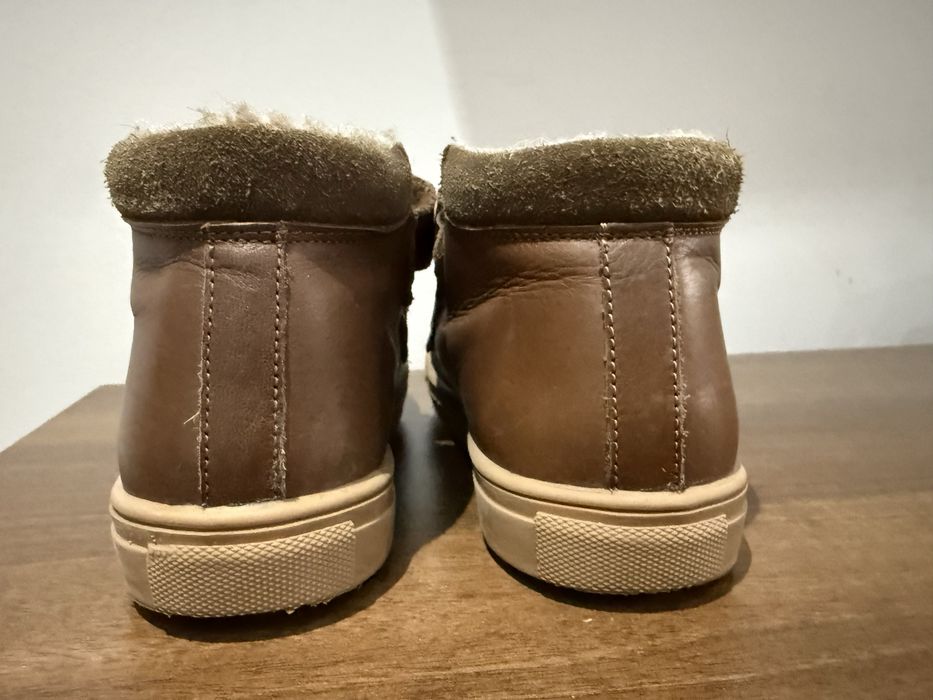 Ghete Petit Nord Copenhagen, imblanite din piele maro, marimea 31