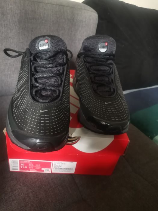 Adidasi Nike max DN noi  mărimea 43/44 originali cu cutia originala