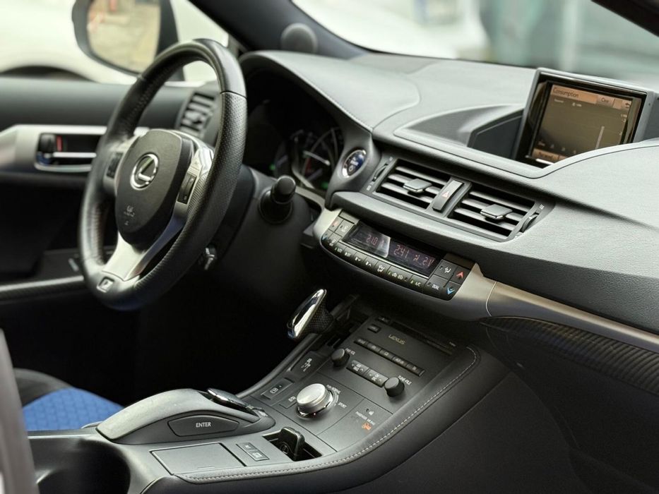 Lexus CT200H F SPORT Hybrid