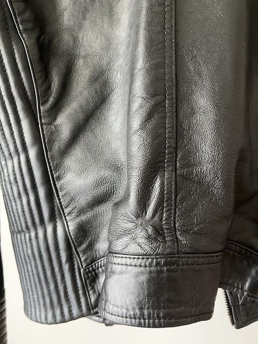 Geaca din piele de oaie