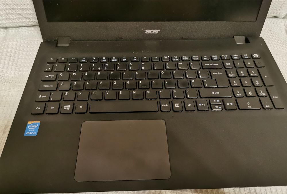 Laptop Acer TravelMate P257-M, Intel Core i5-4210U, 8GB RAM 
Memorie R