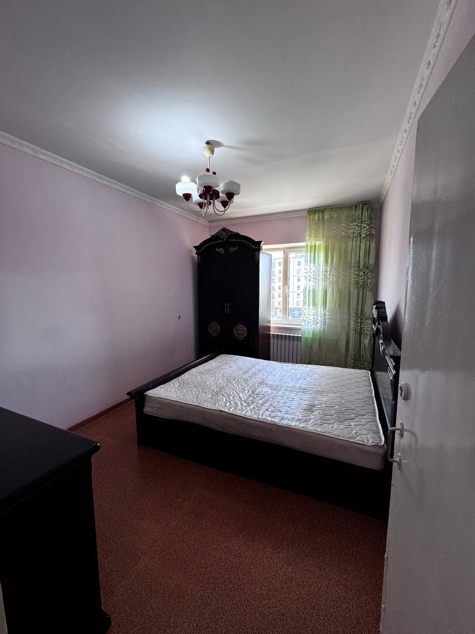 Продается 3х ком.кв. вдоль дороги