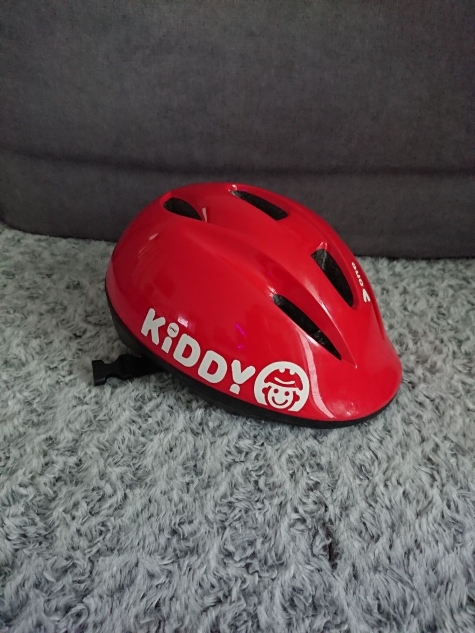 Cască bicicleta/role Kiddy Btwin măr 47-53 cm roșie