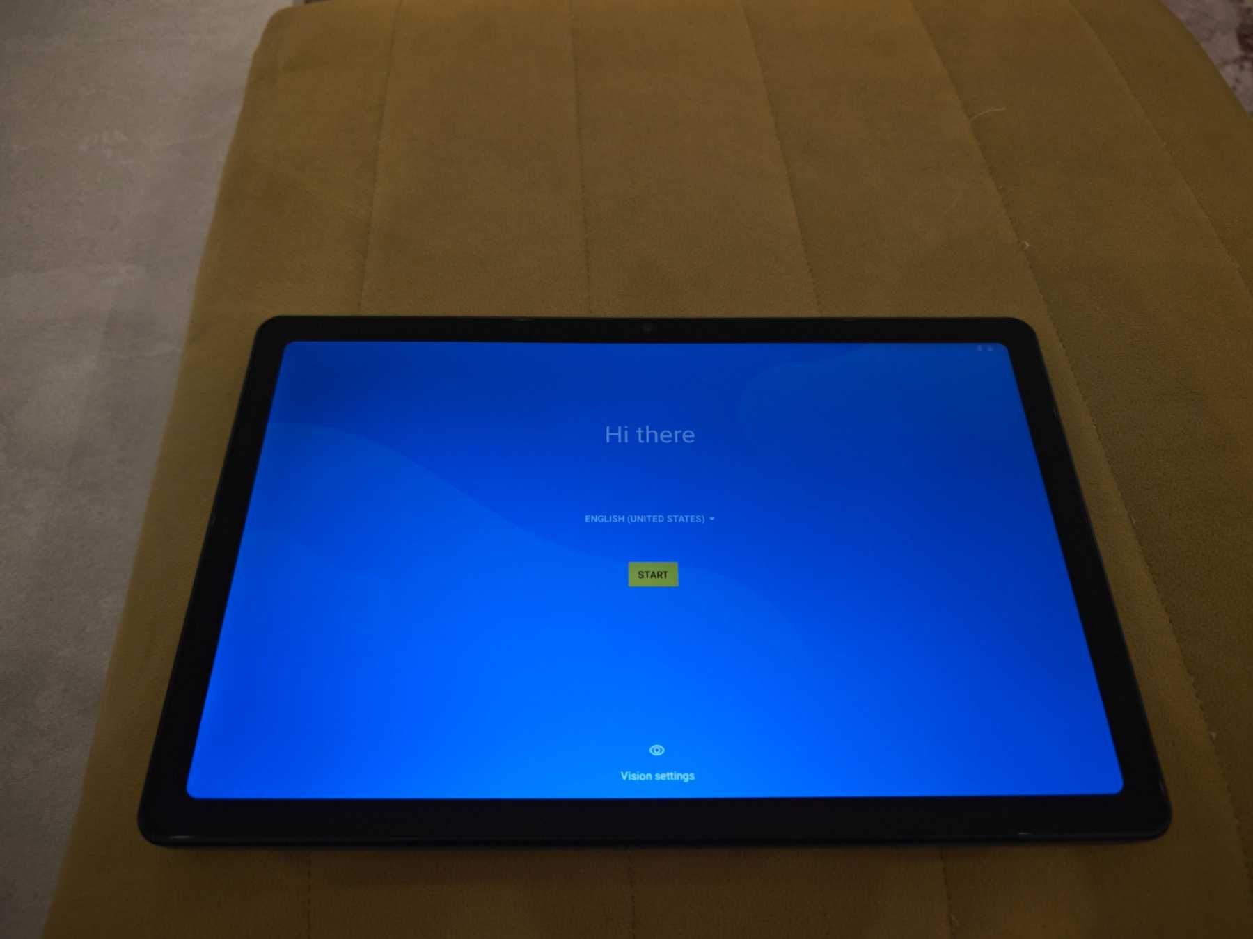 Таблет Acer Iconia tab P10