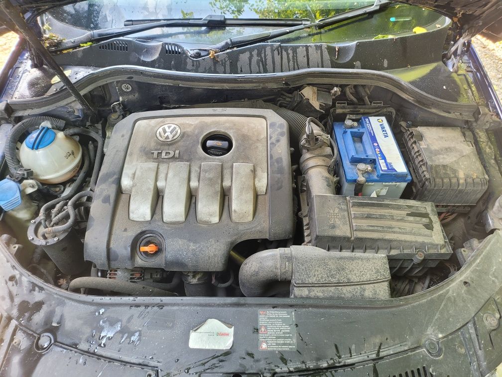 Пасат 6 2.0тди 140 на части/pasat 6 2.0tdi 140 na chasti