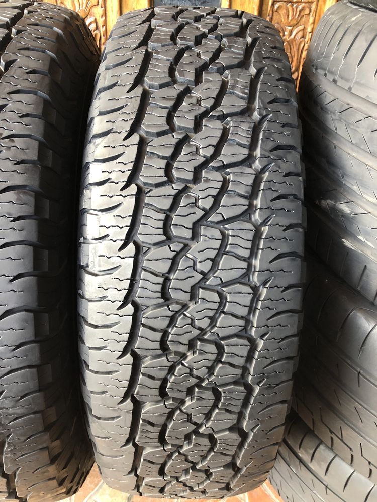 255 75 17 BF Goodrich