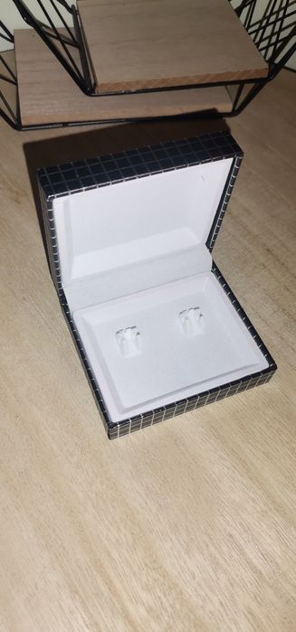 Cutie cu suport 2 butoni 77x67x22 mm