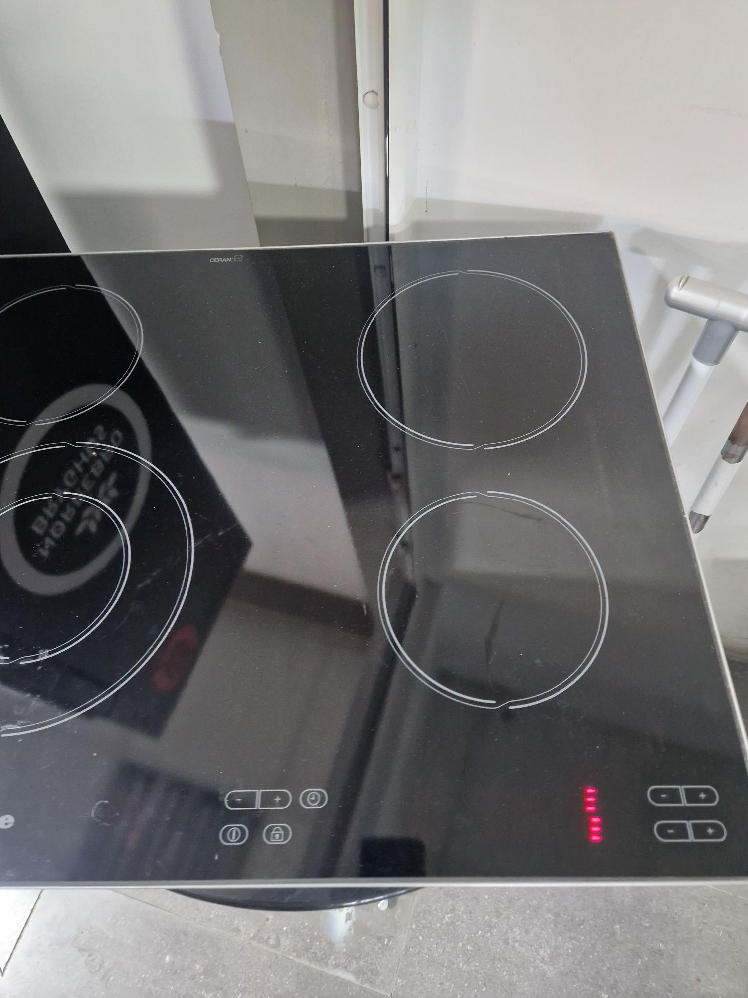 Керамичен плот Miele KM 541